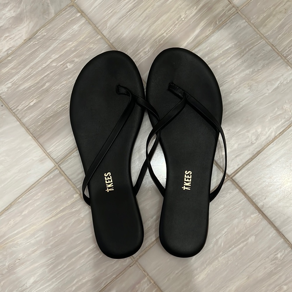 Tkees Black Matte Flip Flops